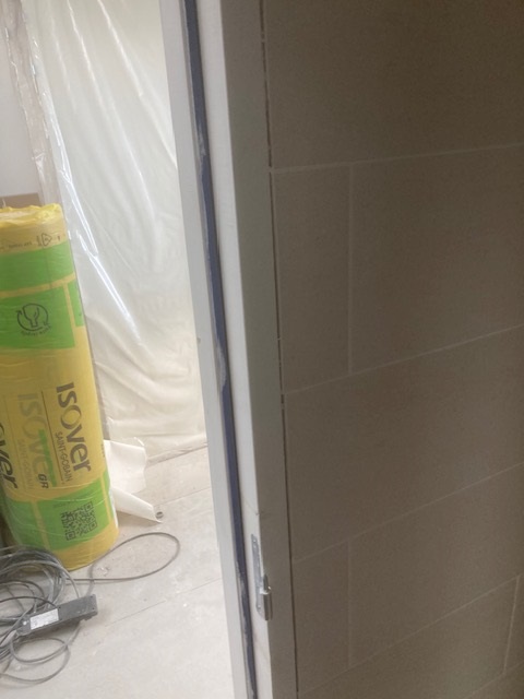 Avo renovation angers amenagement de combles escalier sur mesure placo plomberie electricite isolation sol tubage 20