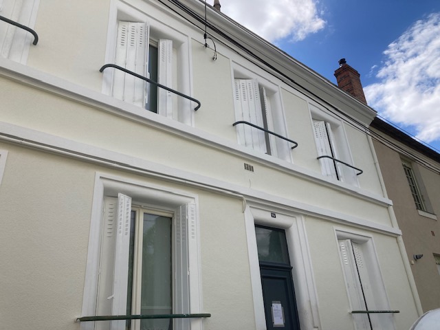 Avo renovation travaux de peinture interieure et exterieure facade sur angers quartier eble 8