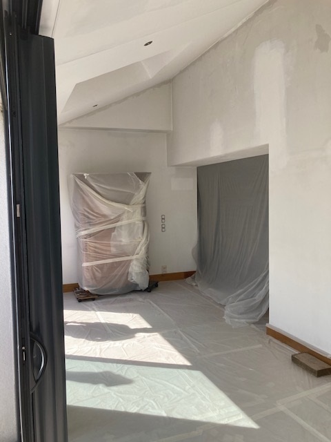 Avo renovation travaux de peinture interieure et exterieure facade sur angers quartier eble 1