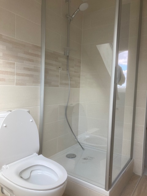 Avo renovation angers amenagement de combles escalier sur mesure placo plomberie electricite isolation sol tubage 62