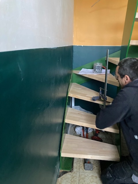 Avo renovation angers amenagement de combles escalier sur mesure placo plomberie electricite isolation sol tubage 16