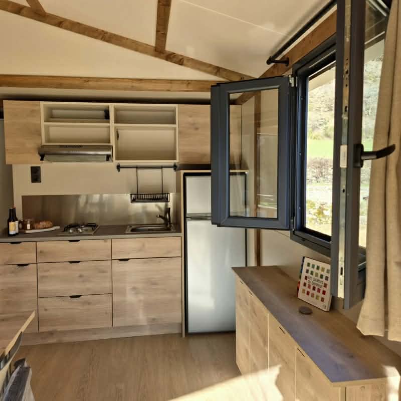 208b5c3d 2784 417e 816f 26a24270861f