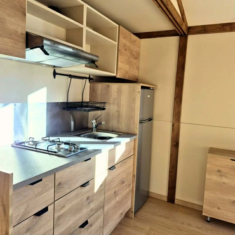 1171e170 103a 42f1 ae5d bacf4e760cbf