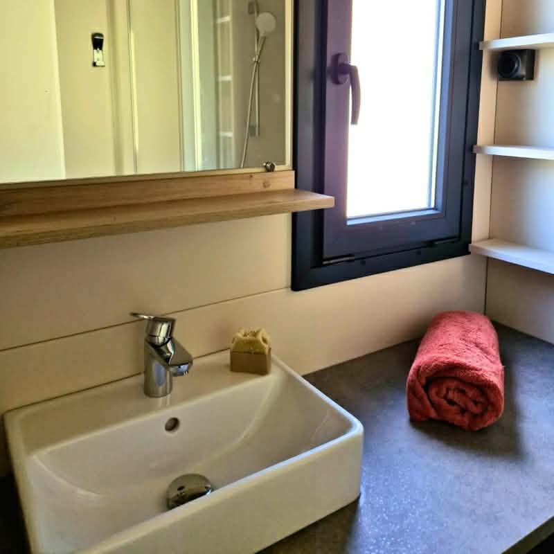 651077d1 0936 4a21 87ac d2d9eaba2189