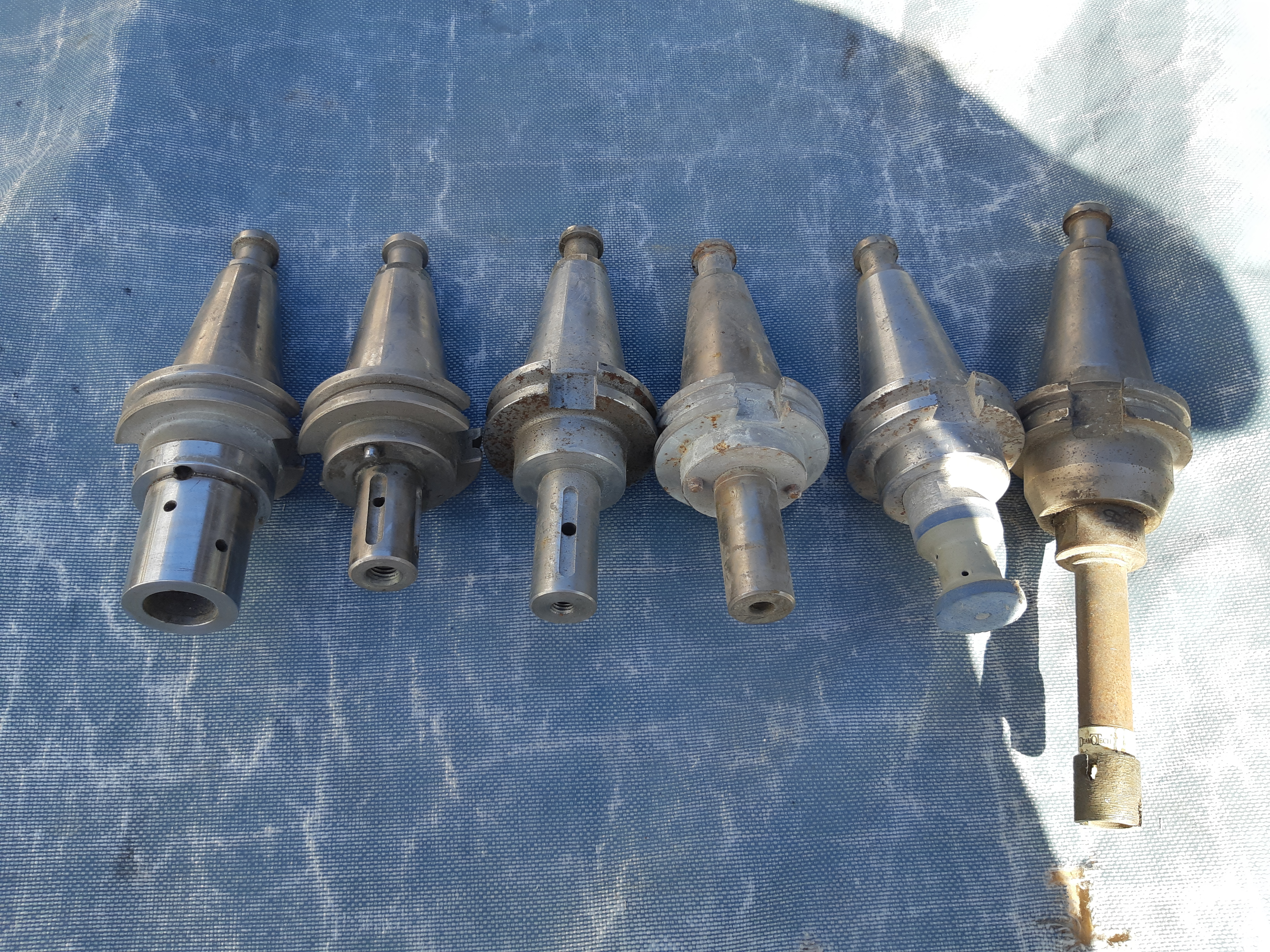 6 cones et feuillure