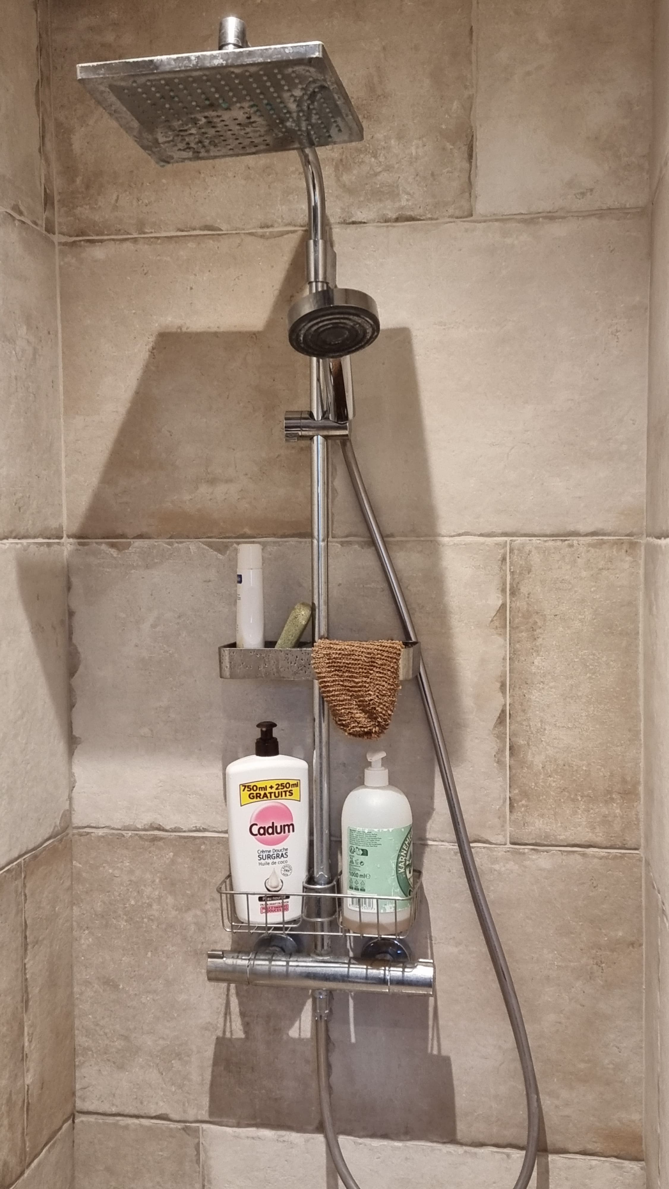 Calcaire = remplacement de la colonne de douche dans une salle de bain. Pommeau bouché et l'eau s'écoulée mal.
FJP Plomberie
FJP Plomberie Evrecy
Evrecy, Verson, fontaine étoupefour, Gavrus, Esquay notre dame, Villers bocage, Mondeville, Carpiquet, Cheux, Mouen, Breteville sur odon, Breteville sur laize, Breteville l'orgueilleuse, Fontenay le pesnel, Tilly sur seulle, Sainte honorine du fay, Baron sur odon, Tourville sur odon, Caen, Venoix, Plombier Epron.