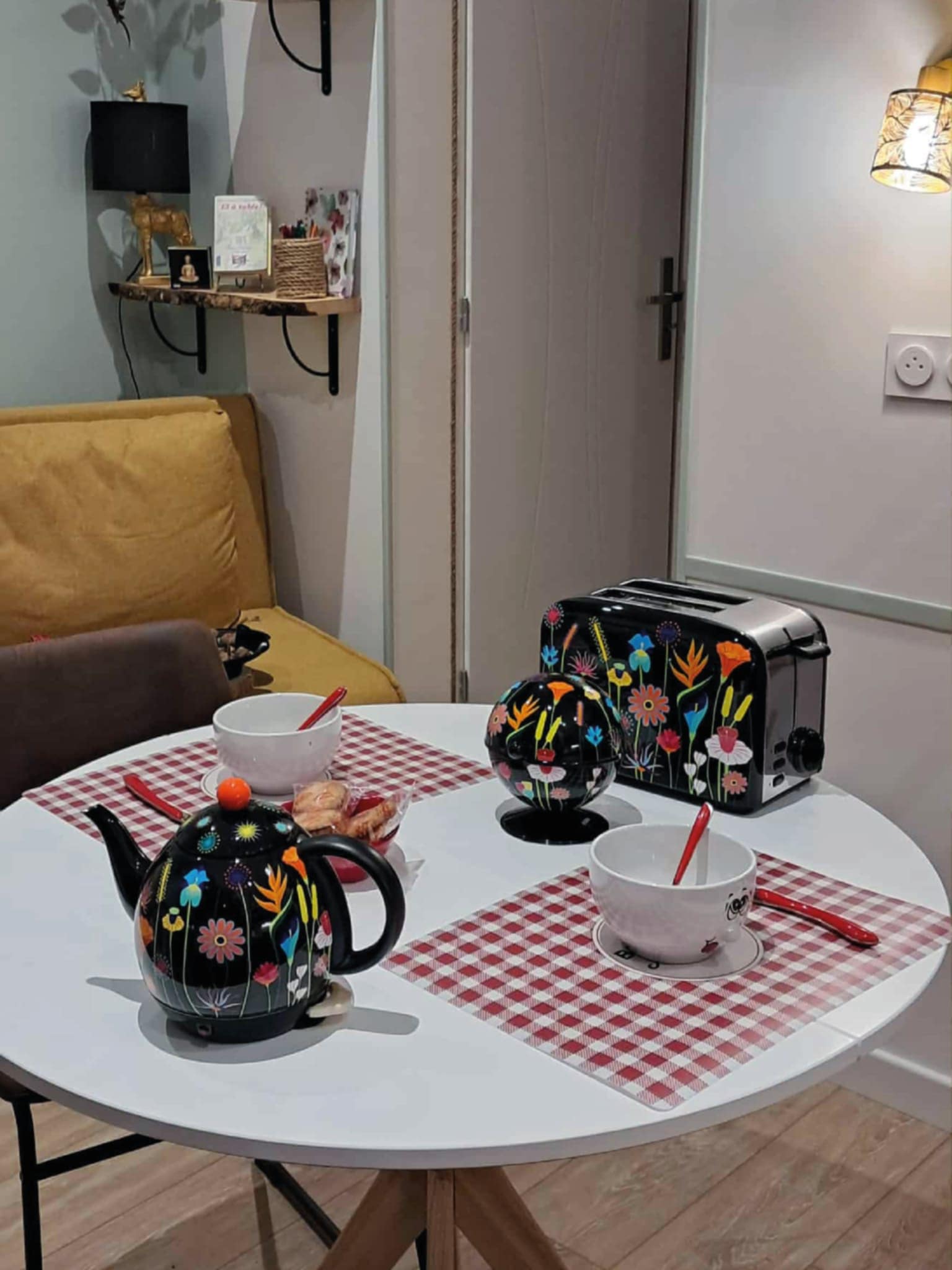 64cb7fdf cf7e 4d70 a631 27608fd1f65b