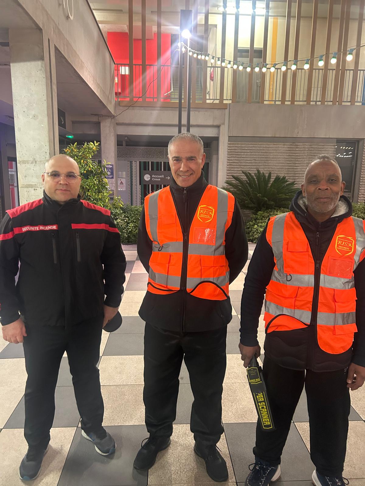 Photo 2025 03 06 19 07 09