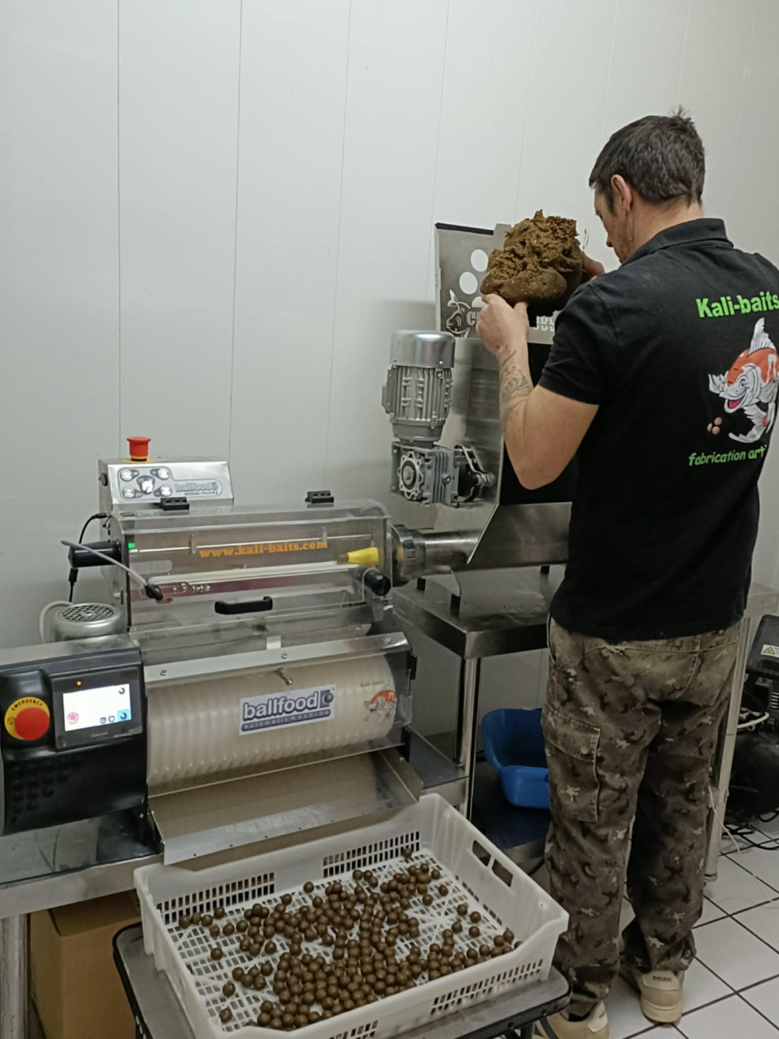 F33b5b94-a23a-4967-88b6-b980b3765a3d