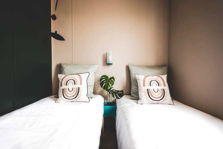 607937600000000000000004 big