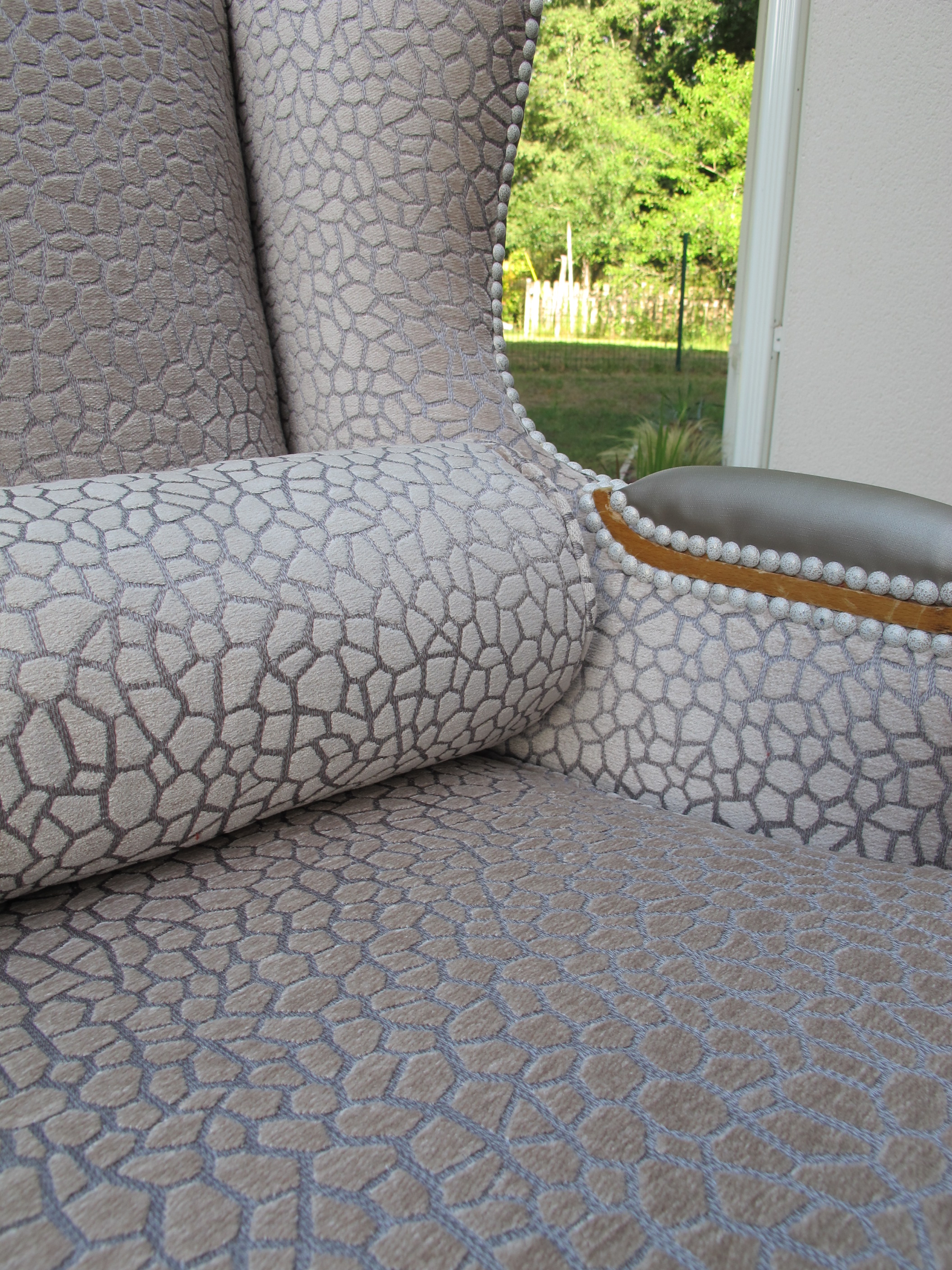 Atelierlesrenaissances tapissierlacanau tapissiermedoc tapissierbordeaux tapissiersaintmedardenjalles tapissierandernos