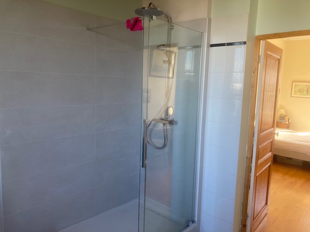 Avo renovation renovation partielle salle de bain quartier saint serge angers 17