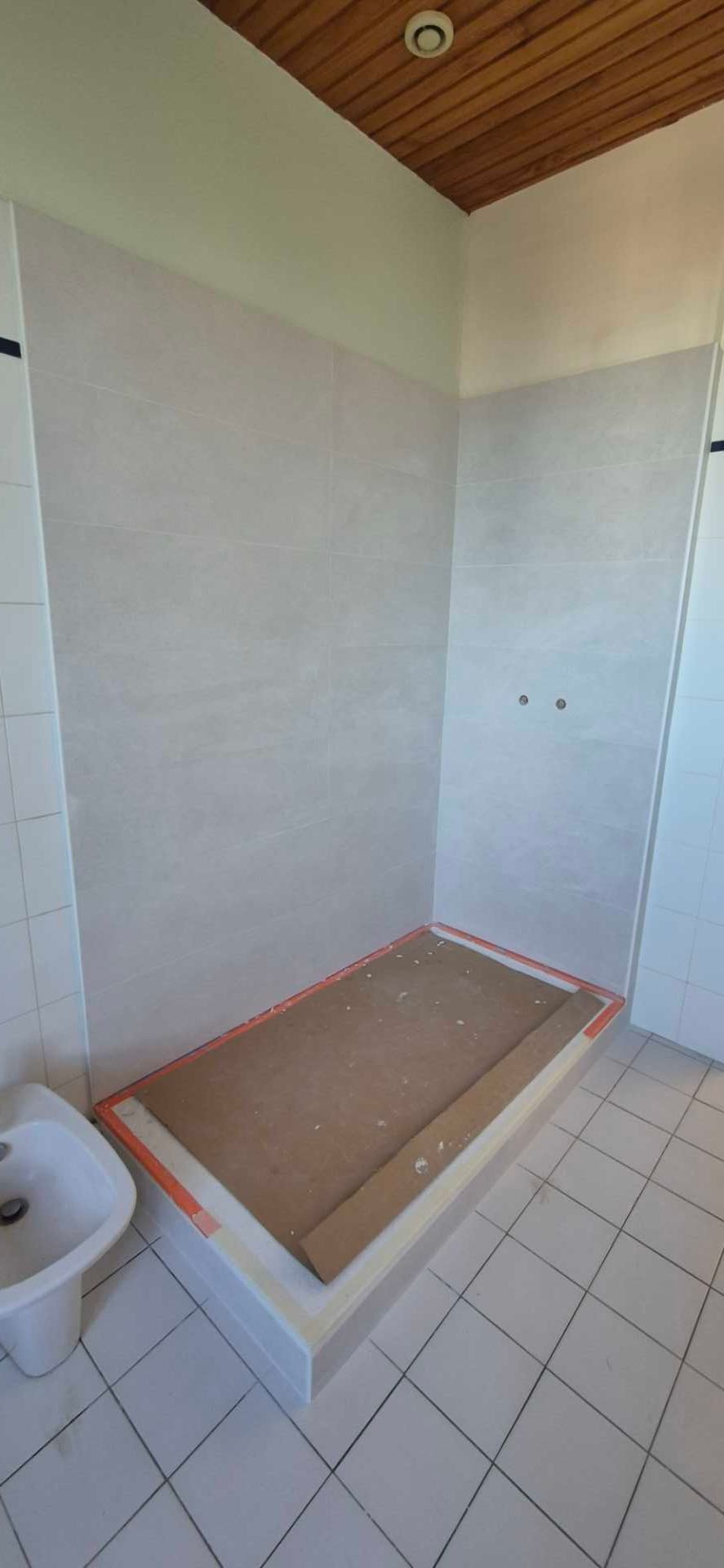 Avo renovation renovation partielle salle de bain quartier saint serge angers 13
