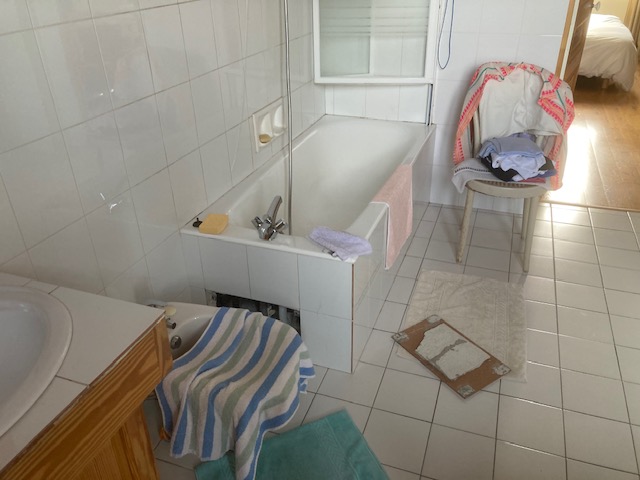 Avo renovation renovation partielle salle de bain quartier saint serge angers 2