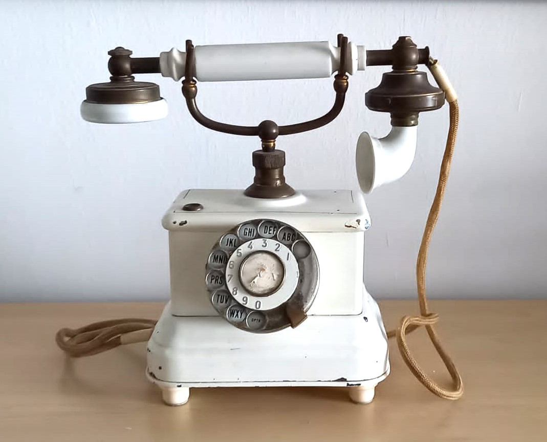 Telephone-1900-Valere