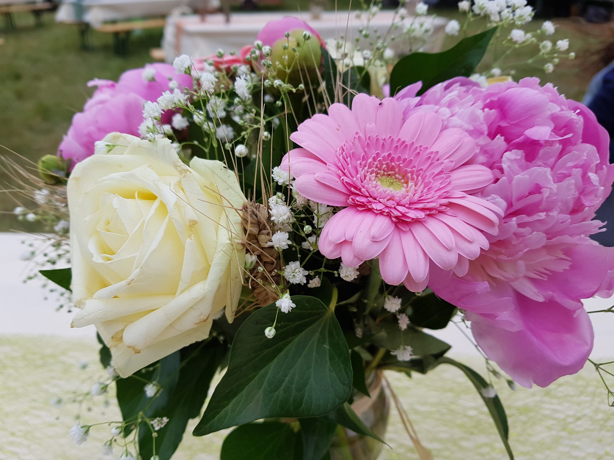 Aubelles mariage bouquet table