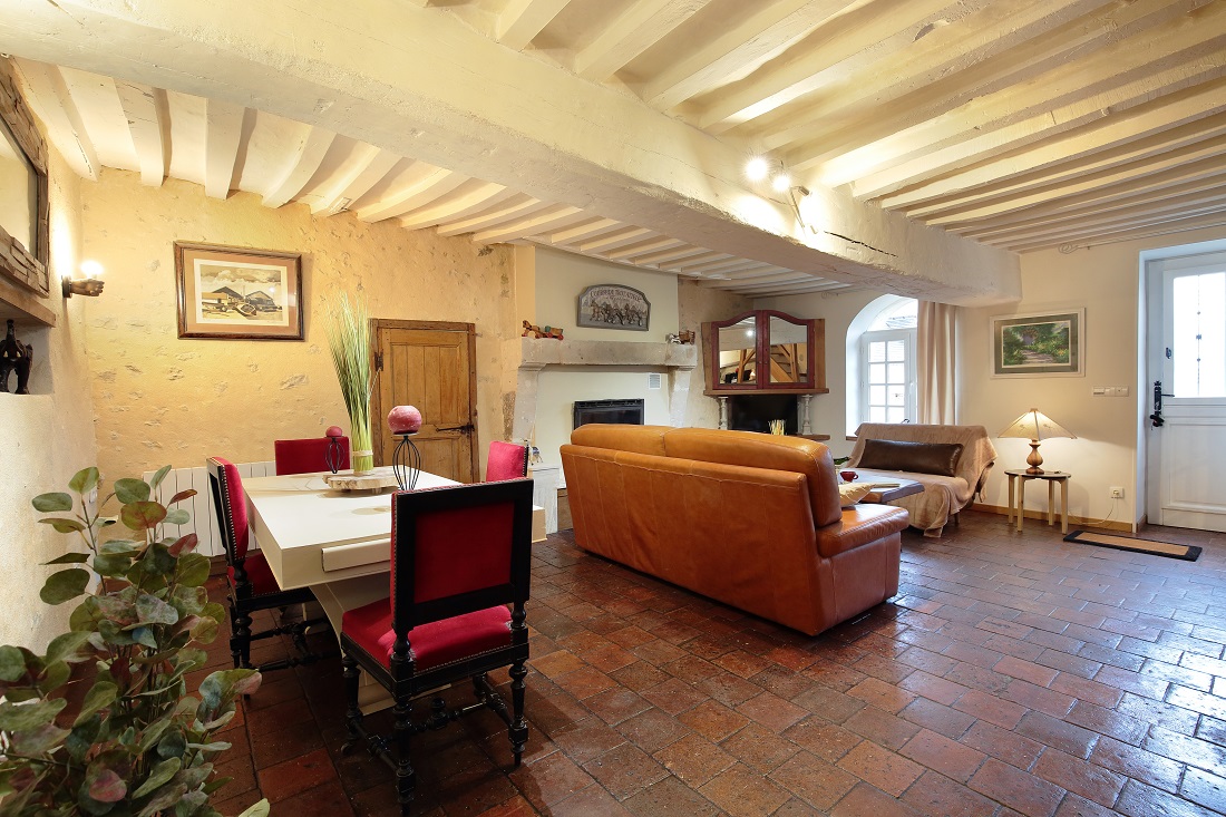 location meublée nogent le rotrou
séjour salle à manger 
