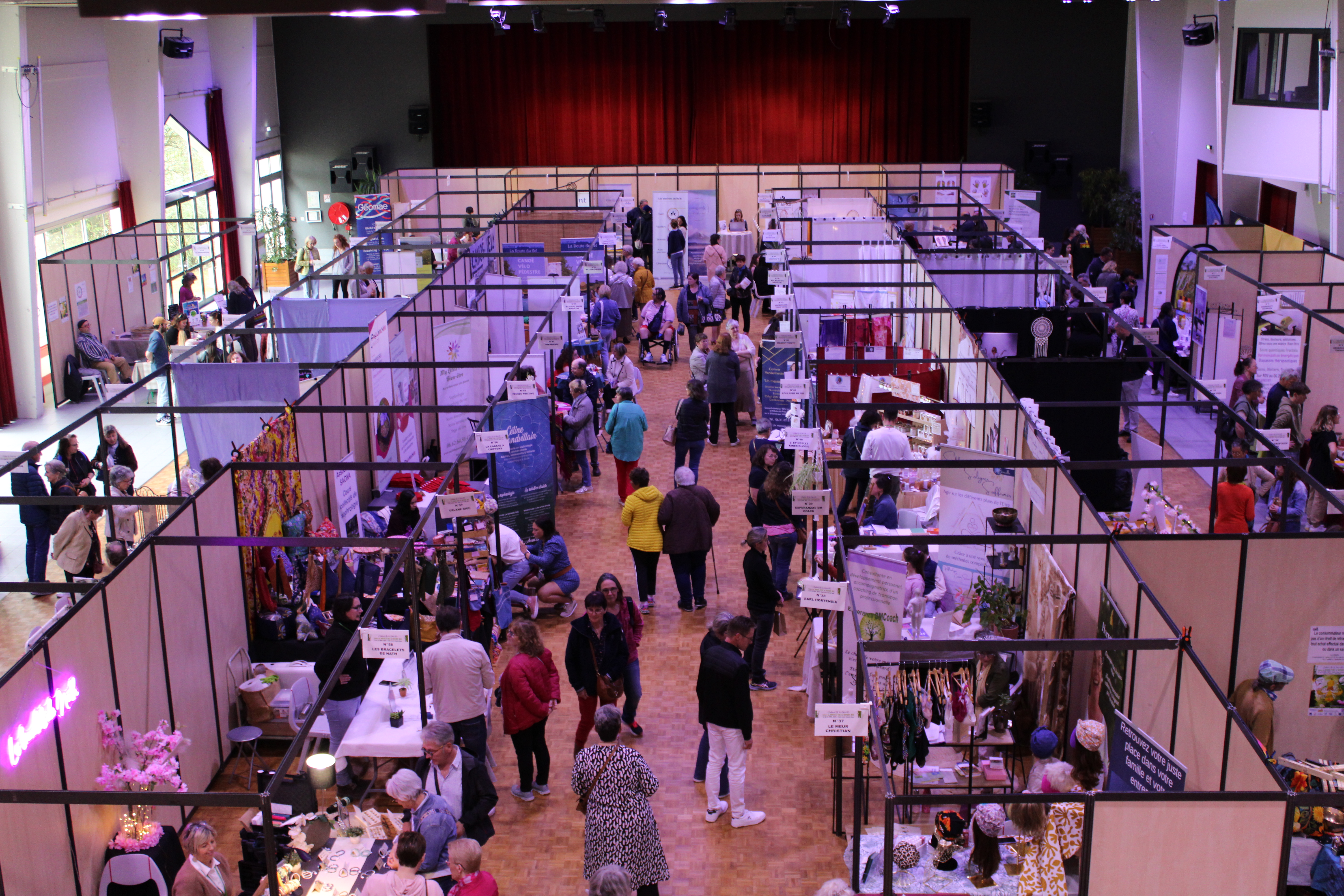 Salon-Mieux-etre-stands
