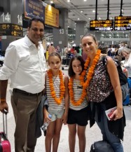 Private-car-with-driver-north-india-agra-