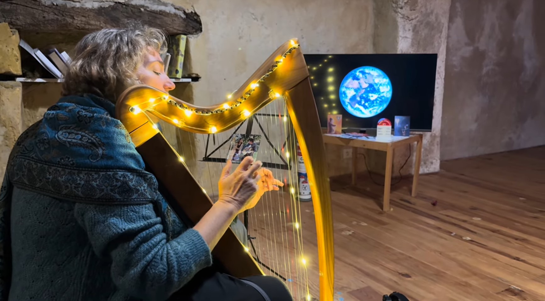 8 ème projection sur le Larzac de la  vidéo « One Home »