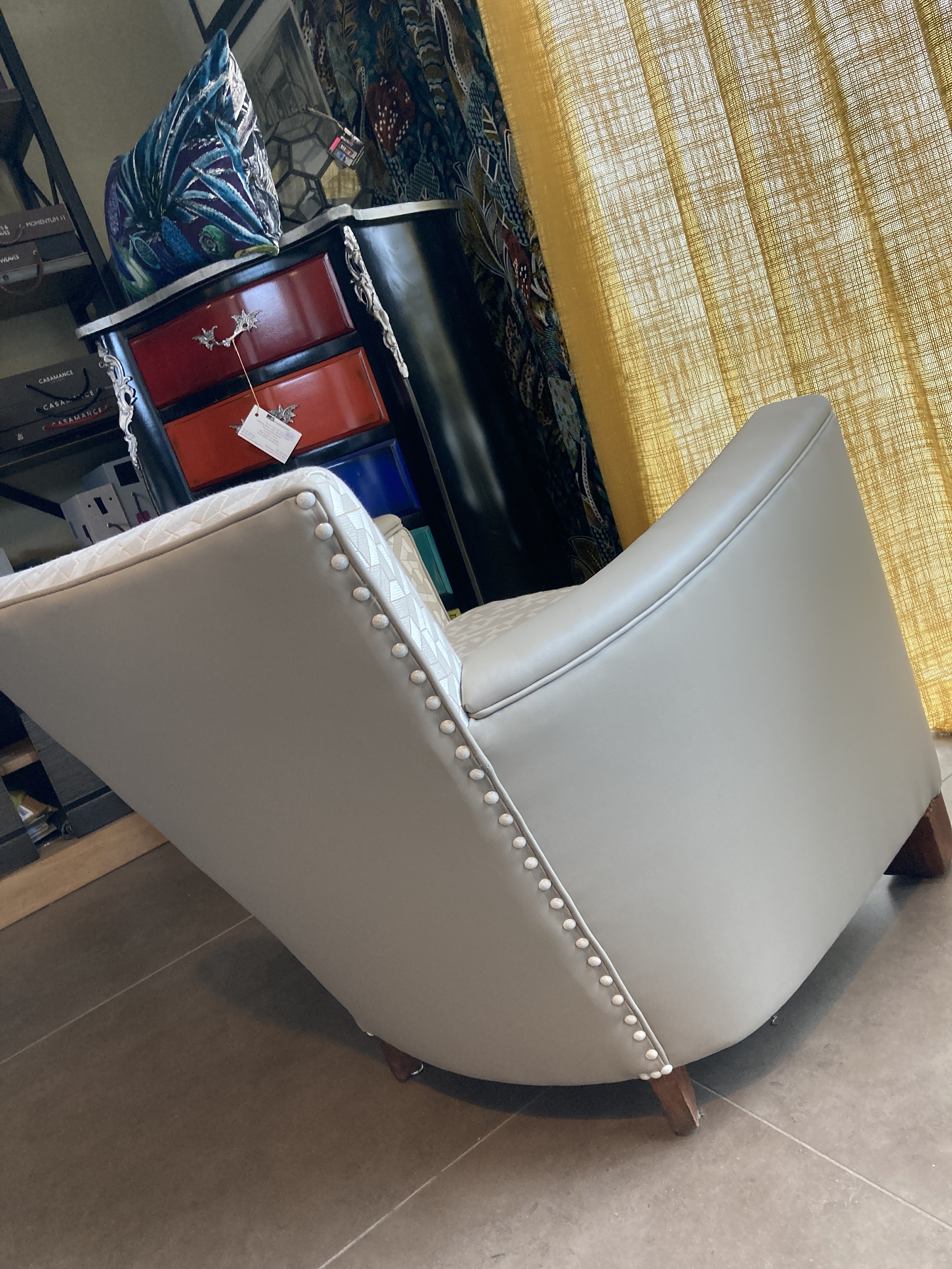 Atelier les renaissances tapissier decorateur saint aubin de medoc saint medard en jalles lacanau merignac castelnau de medoc le haillan le taillan medoc eysines le pian medoc 