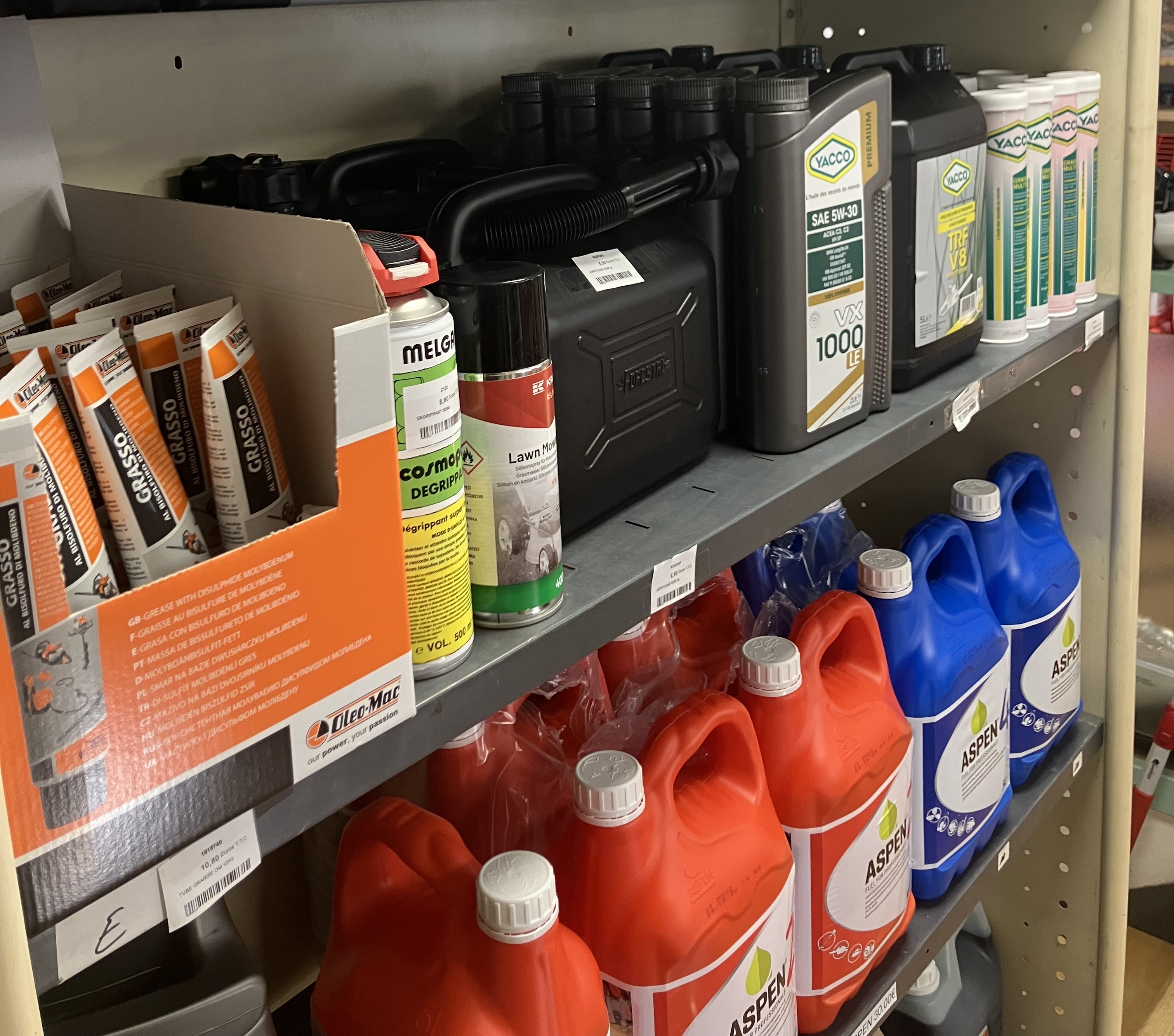 Des huiles et lubrifiants YACCO et des carburants 4 temps et 2 temps ASPEN