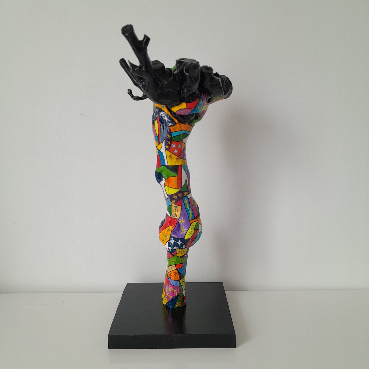 Chaneac chaque saison plus nue acrylique sur cep 43x22x17cm 1500g