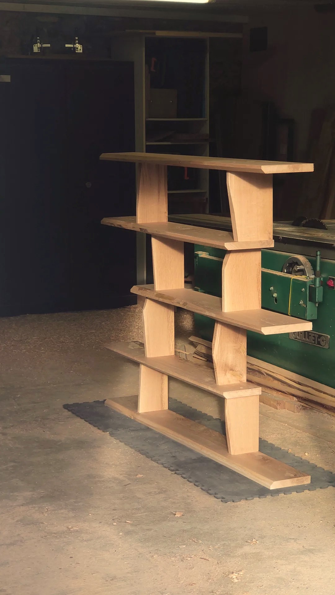 Atelier topobois bibliotheque a latelier