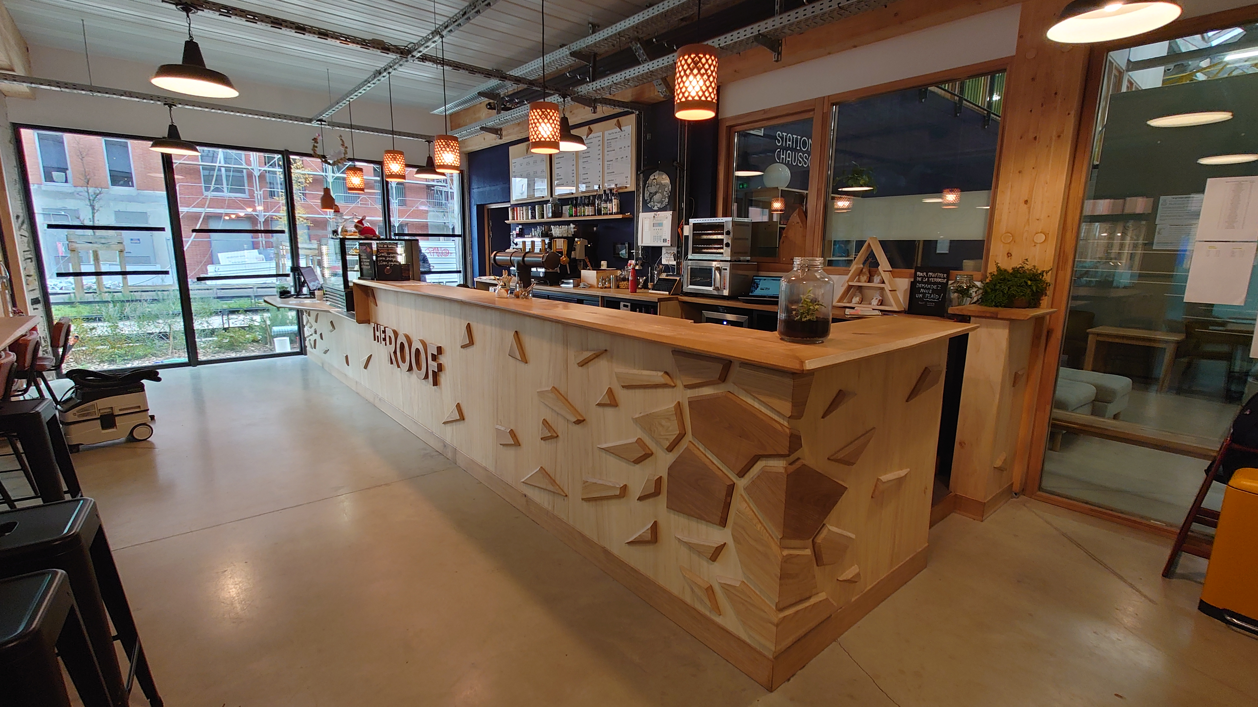 Atelier topobois bar the roof toulouse