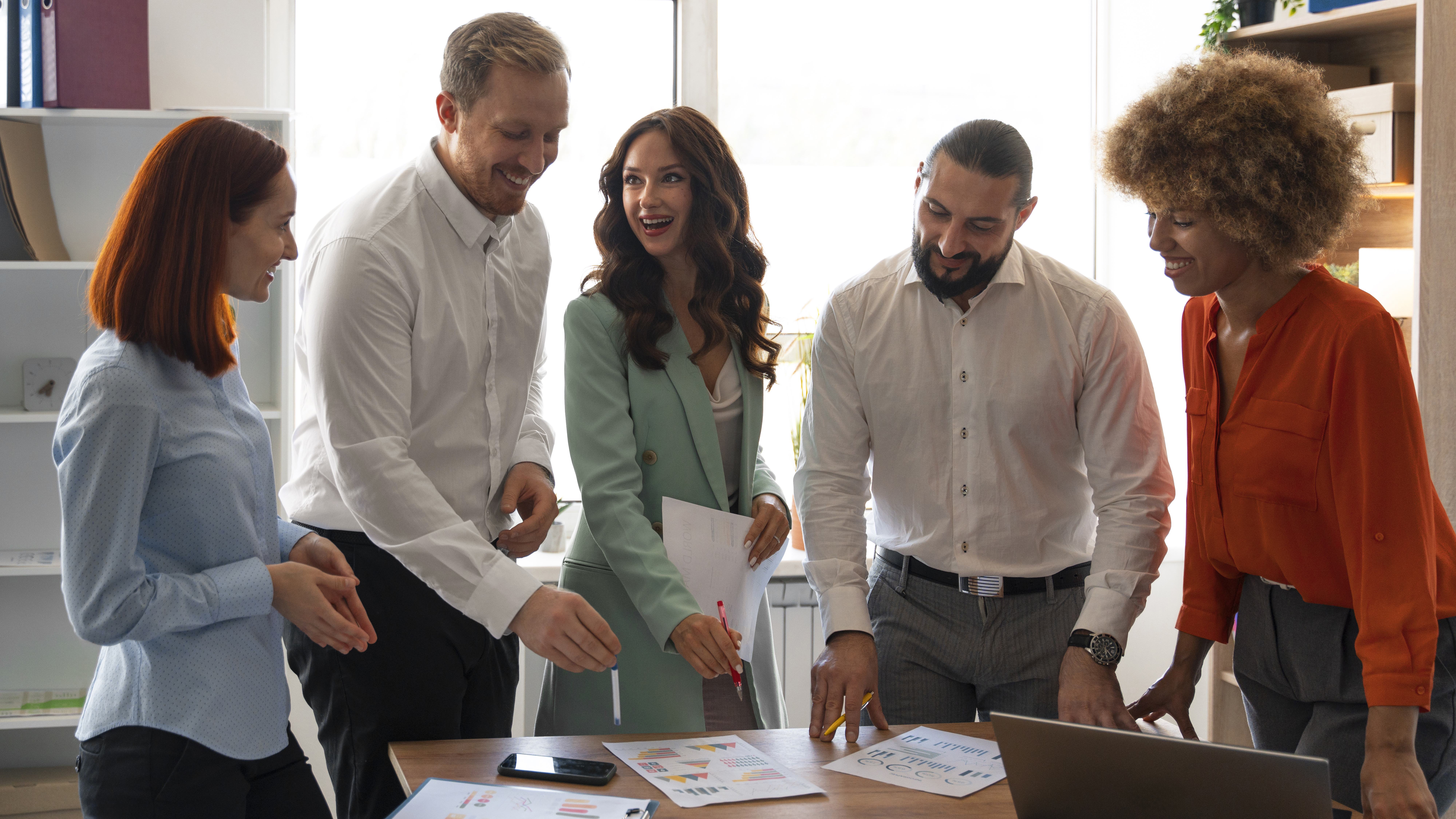 Labor-union-members-working-together