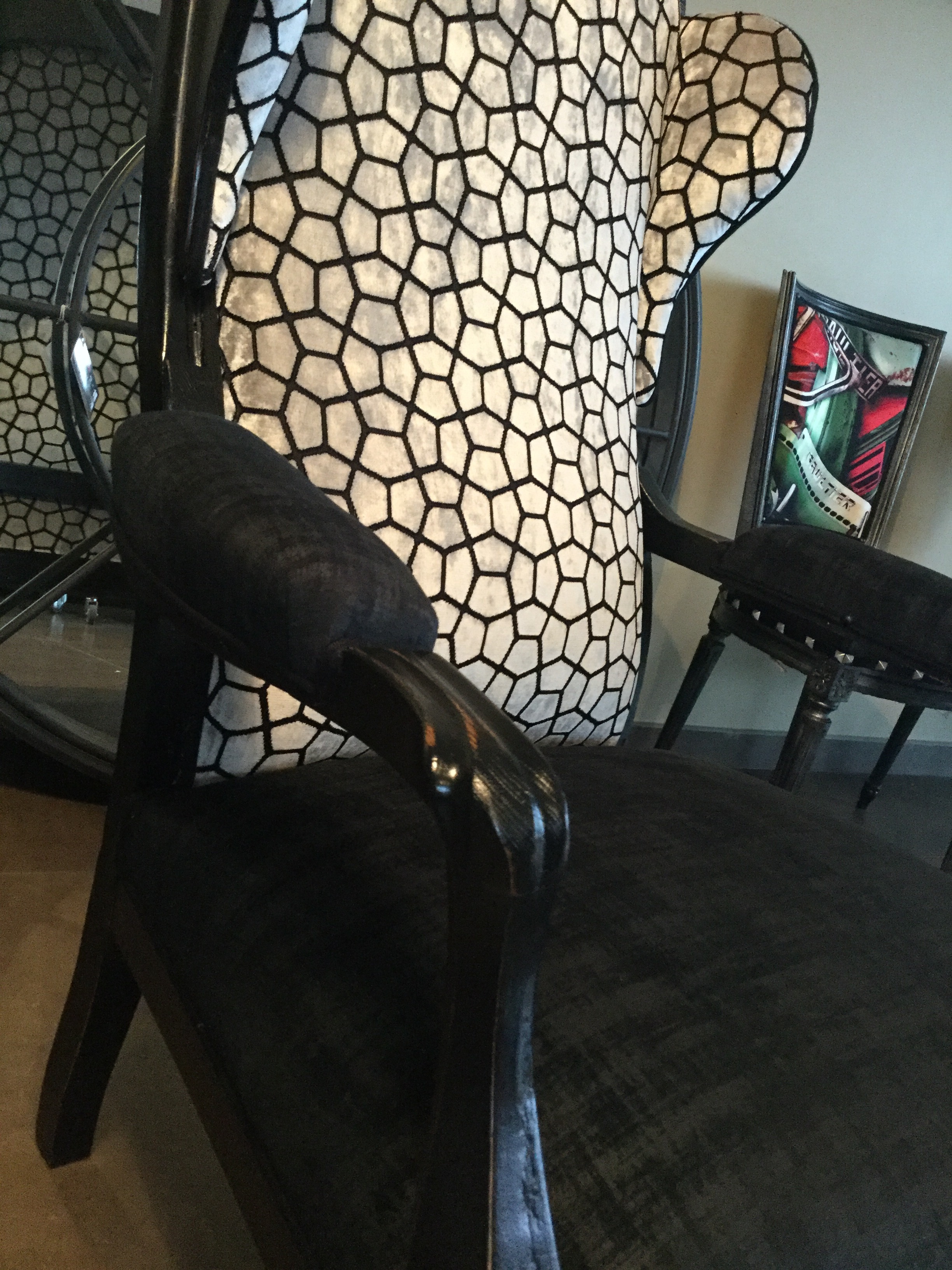 Atelierlesrenaissances tapissierdecorateur relookingmeuble tapissierbordeaux tapissiersaintmedardenjalles refectionfauteuil fauteuilvoltaire ebeniste stage formationtapisserie andernos blanquefort