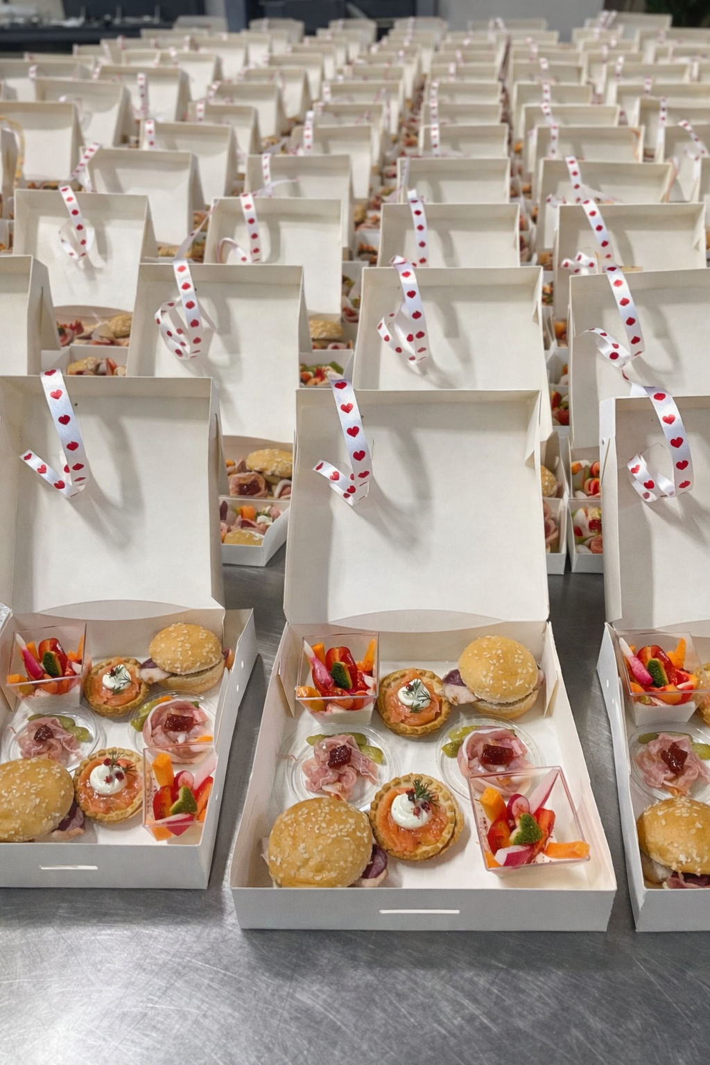 Box saint valentin fetes famille anniversaire bourgoin traiteur francis vera