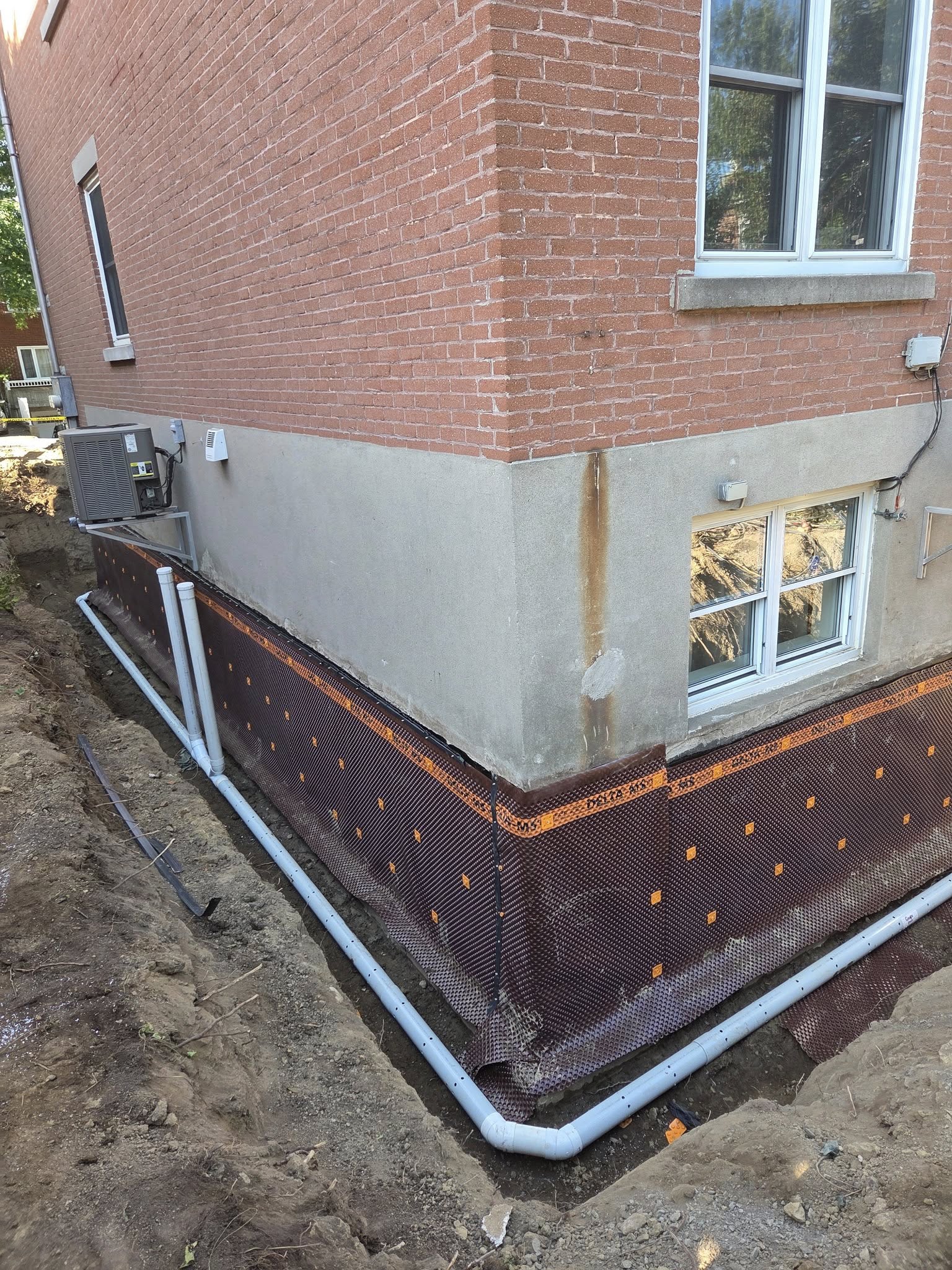 Excavation-comeau-drain-francain-membrane
