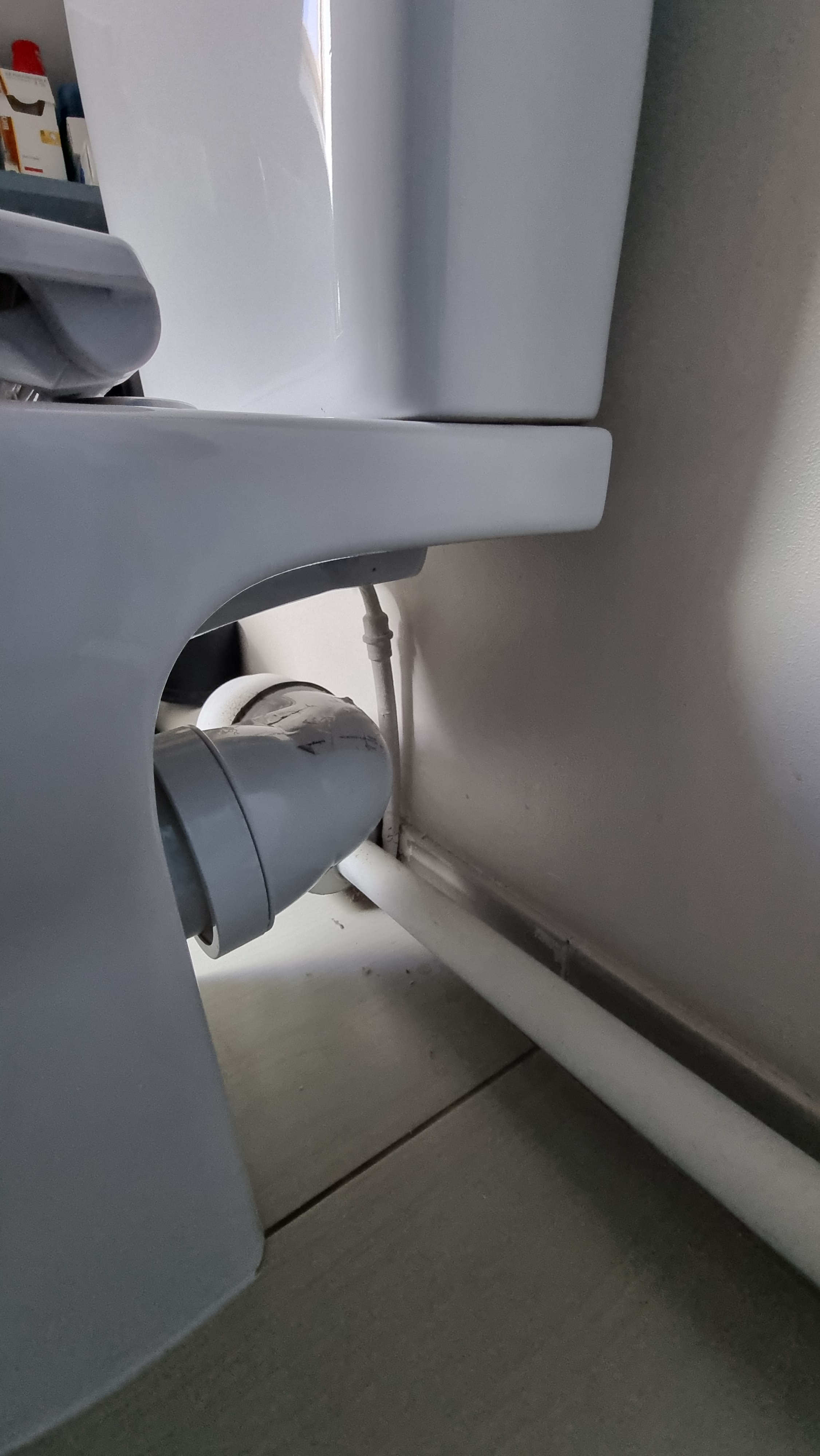 Remplacement de WC et de la pipe. 
FJP Plomberie
FJP Plomberie Evrecy
Evrecy, Verson, fontaine étoupefour, Gavrus, Esquay notre dame, Villers bocage, Mondeville, Carpiquet, Cheux, Mouen, Breteville sur odon, Breteville sur laize, Breteville l'orgueilleuse, Fontenay le pesnel, Tilly sur seulle, Sainte honorine du fay, Baron sur odon, Tourville sur odon, Caen, Venoix.