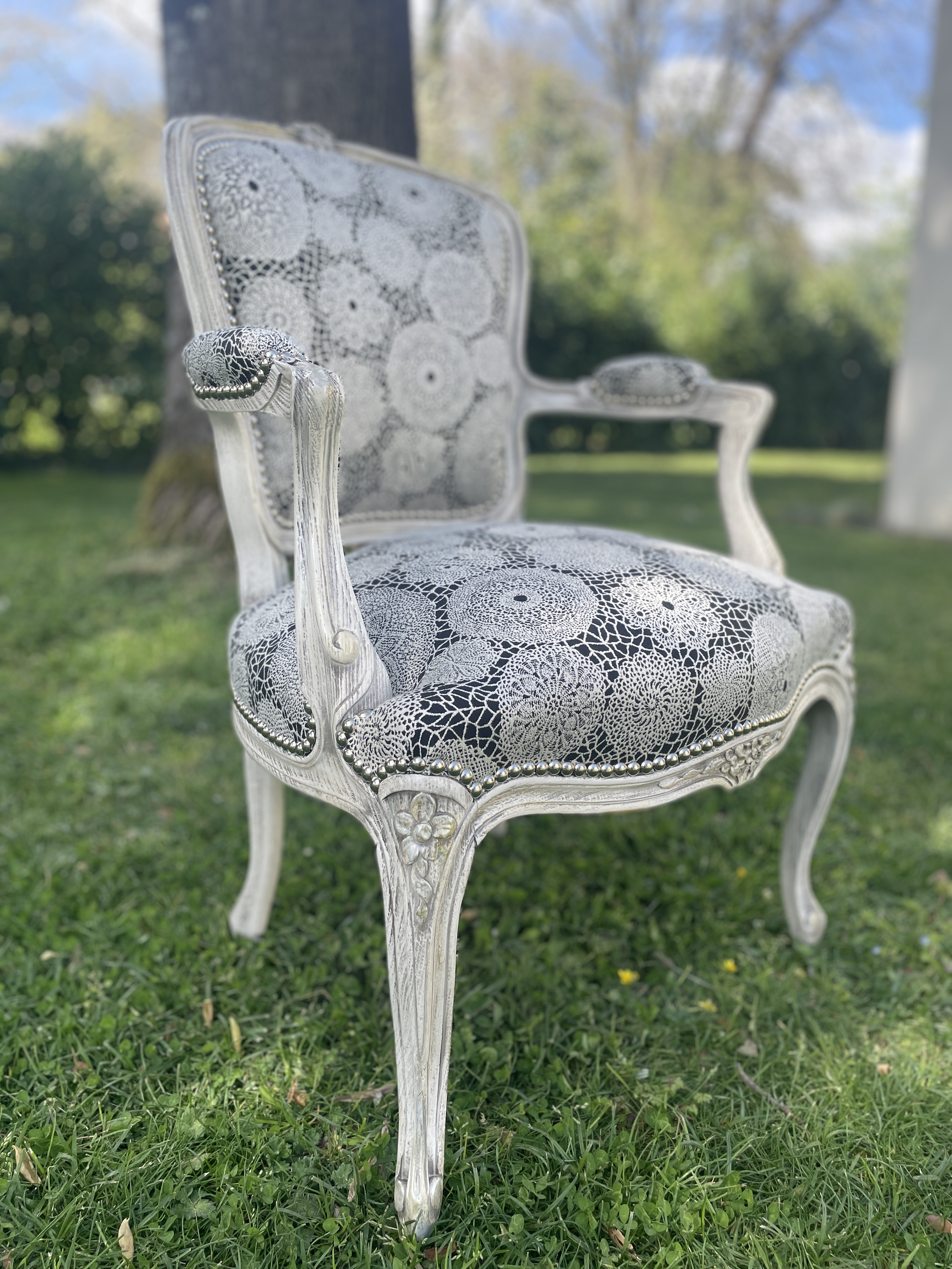 Atelierlesrenaissances tapissierbordeaux tapissiermedoc tapissierlacanau saintmedardenjalles restauration fauteuil 