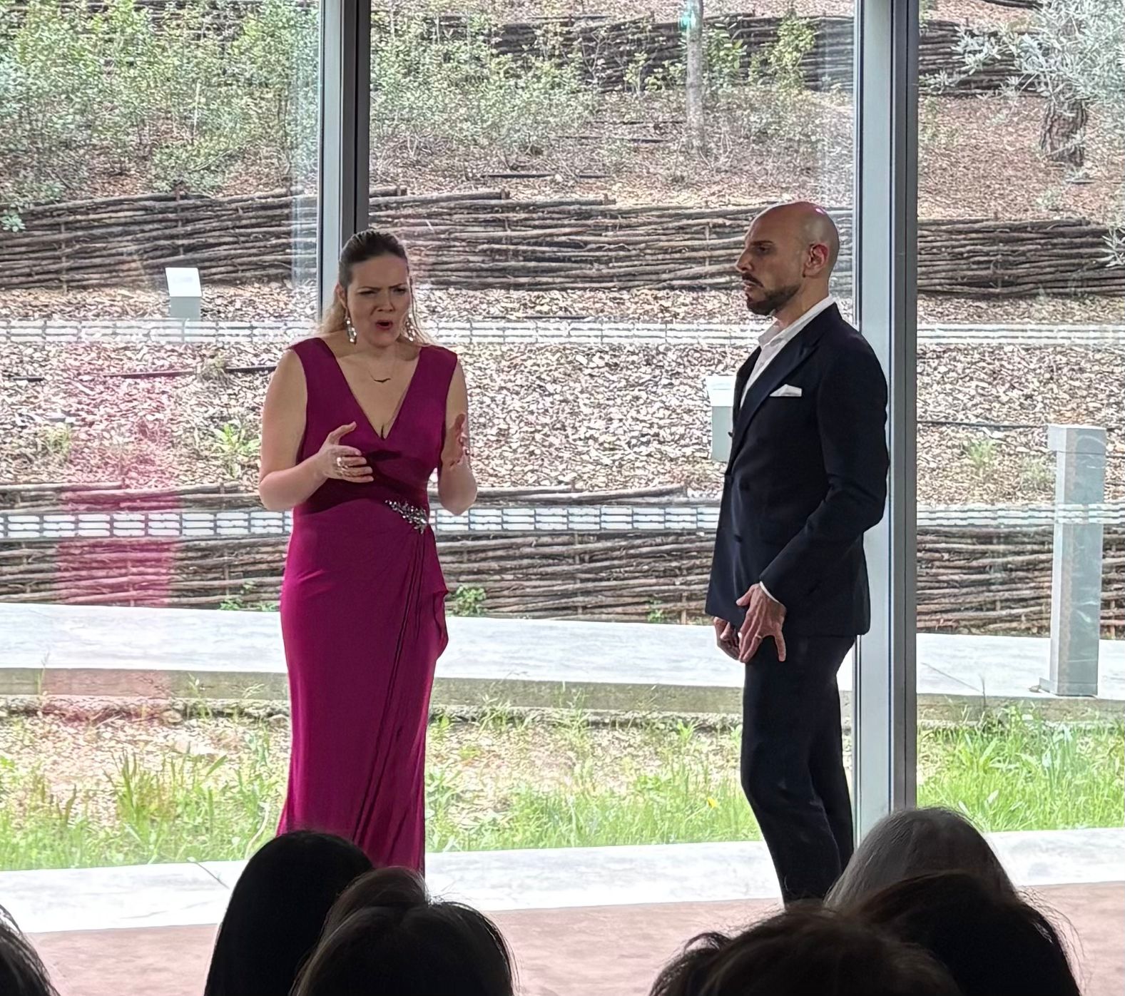 Motion photo 7858062959583156703