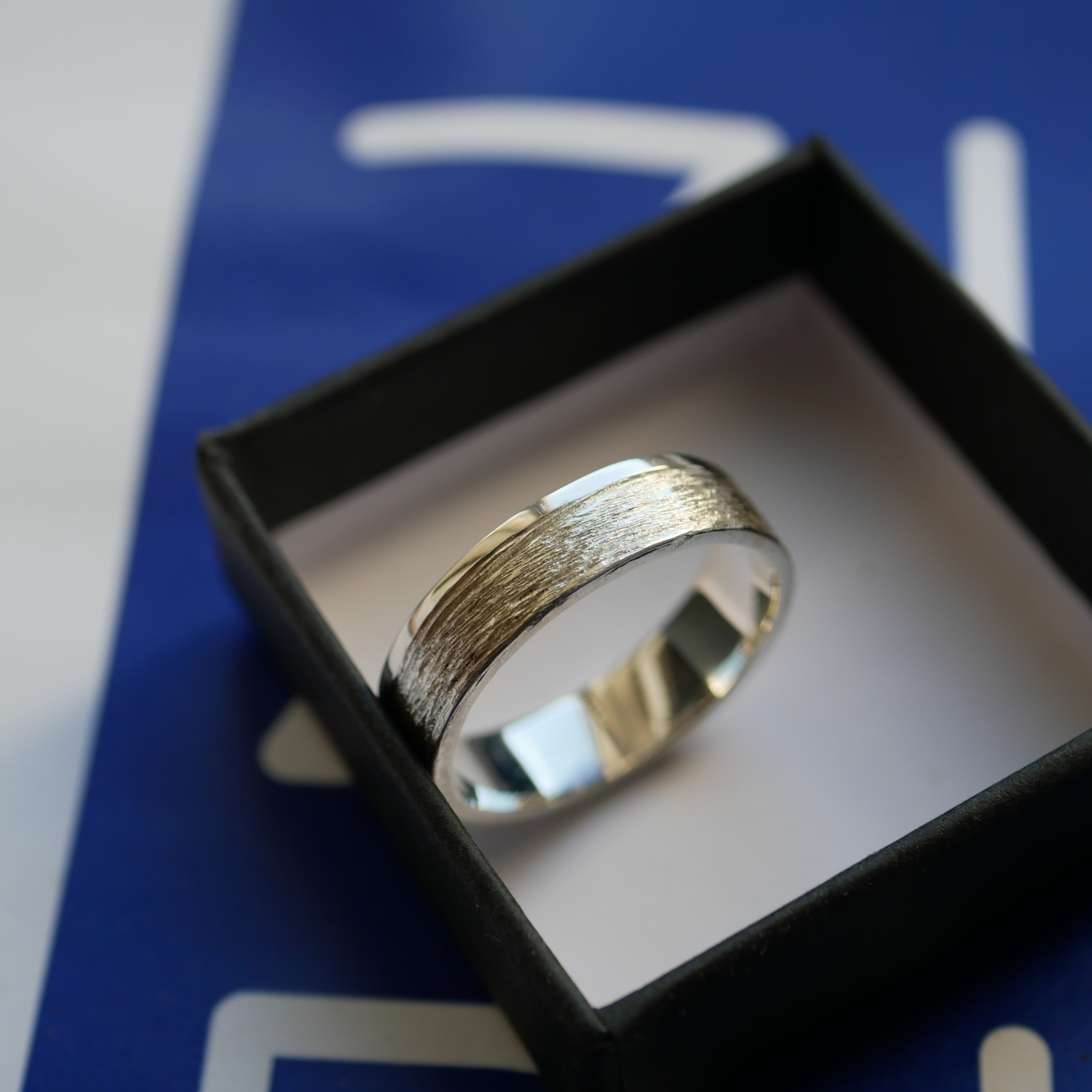 Anneau texture forge