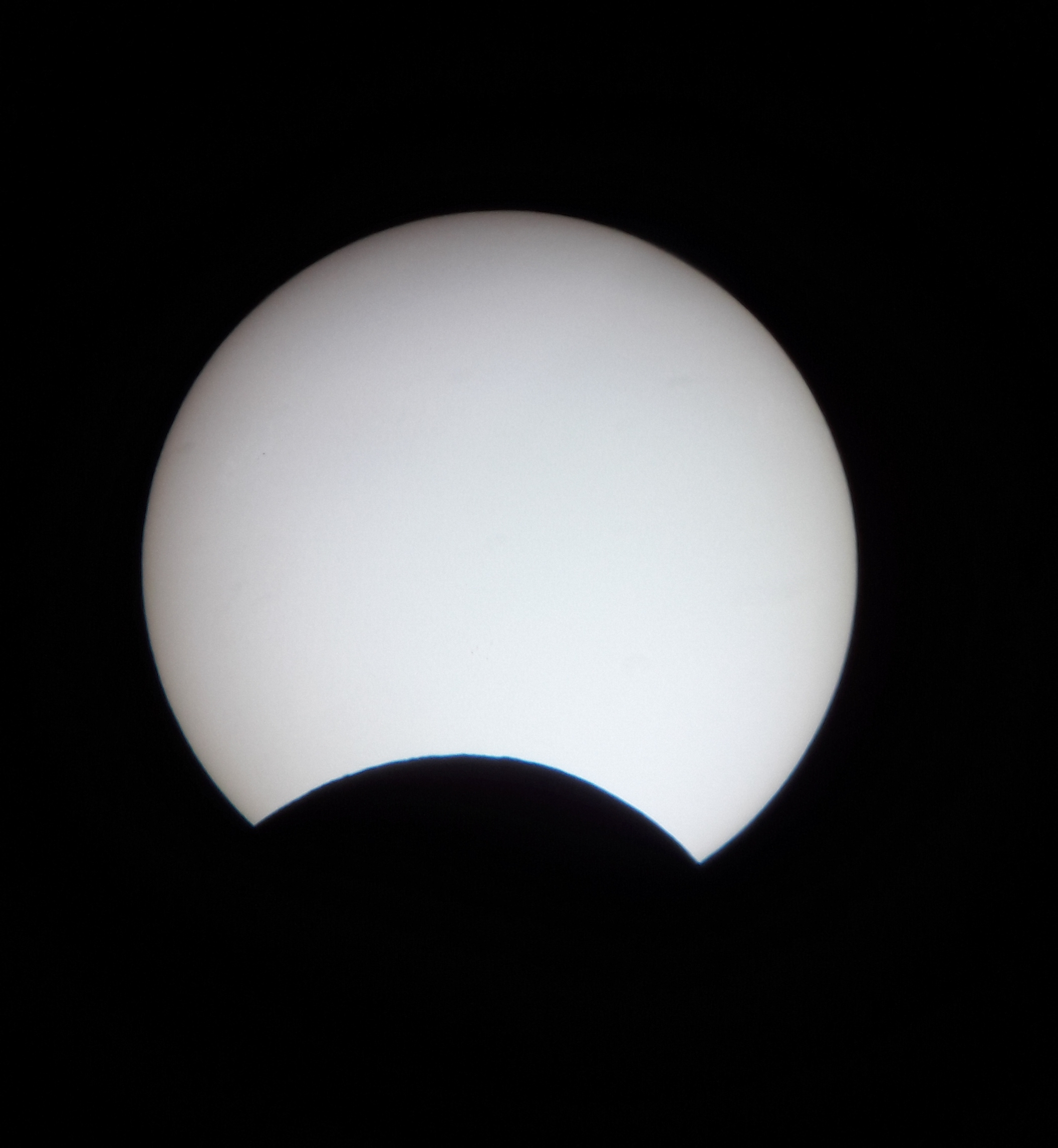 2021-06-10-Eclipse-maximum