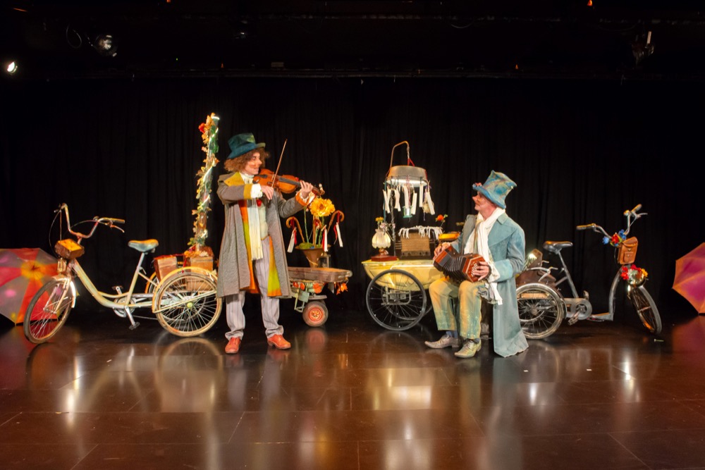 Compagnie dailleurs les voyageurs errants spectacle jeune public contes   0005