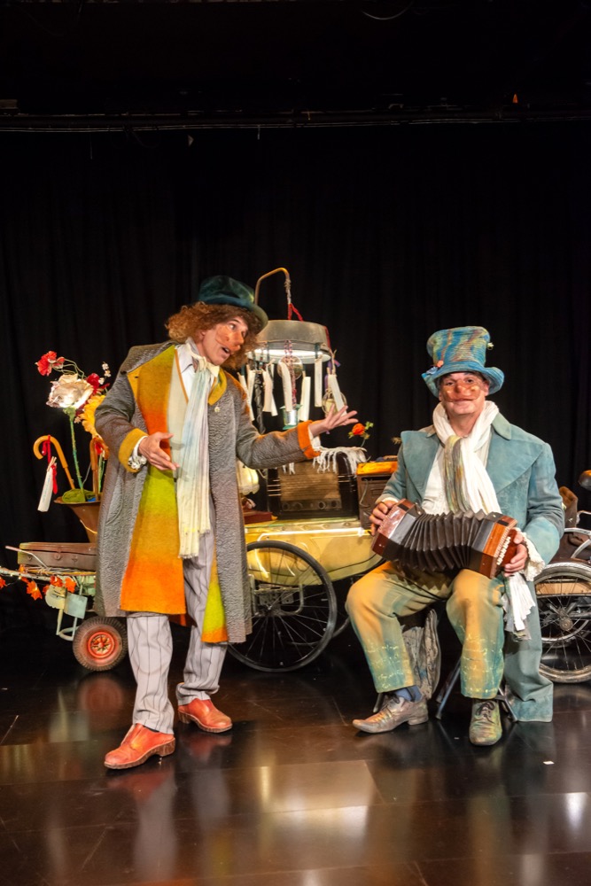 Compagnie dailleurs les voyageurs errants spectacle jeune public contes   0011