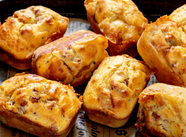 Mini-cake-au-gorgonzola-et-olives-vertes