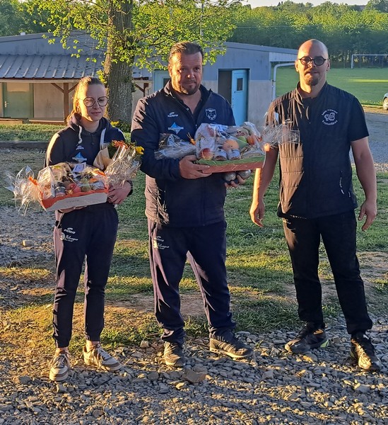 Les-Finalistes-et-le-president-de-Fomentieres