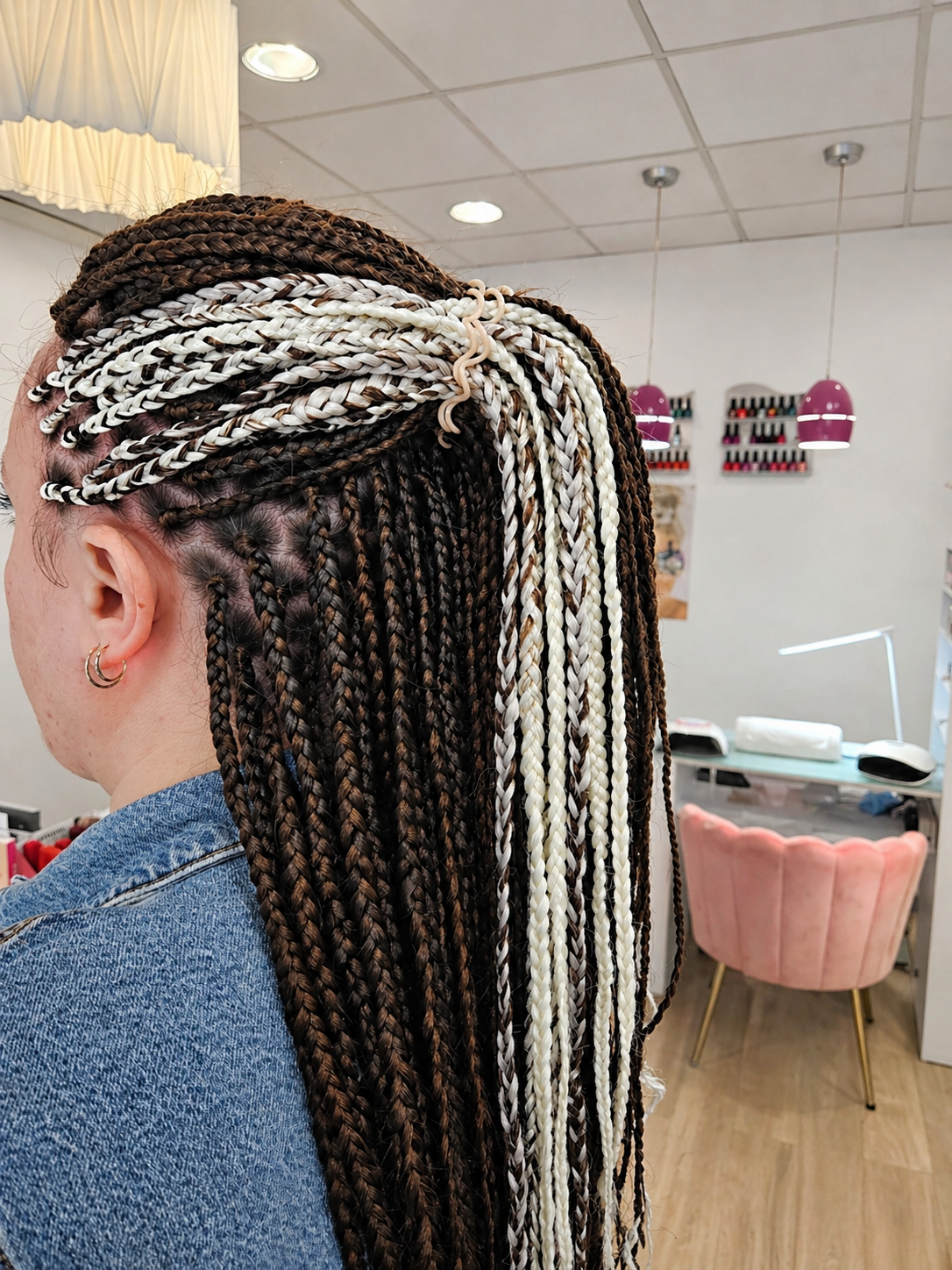 Tresses piquees lachees vienne 38200