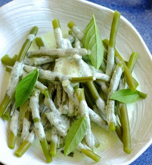 Salade-de-haricots-verts-a-la-creme-et-estragon