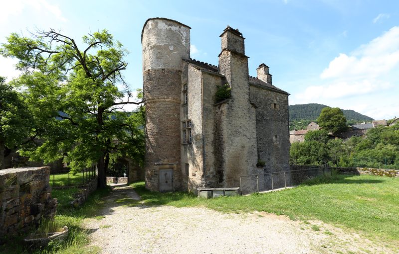 Chlevillar 4 