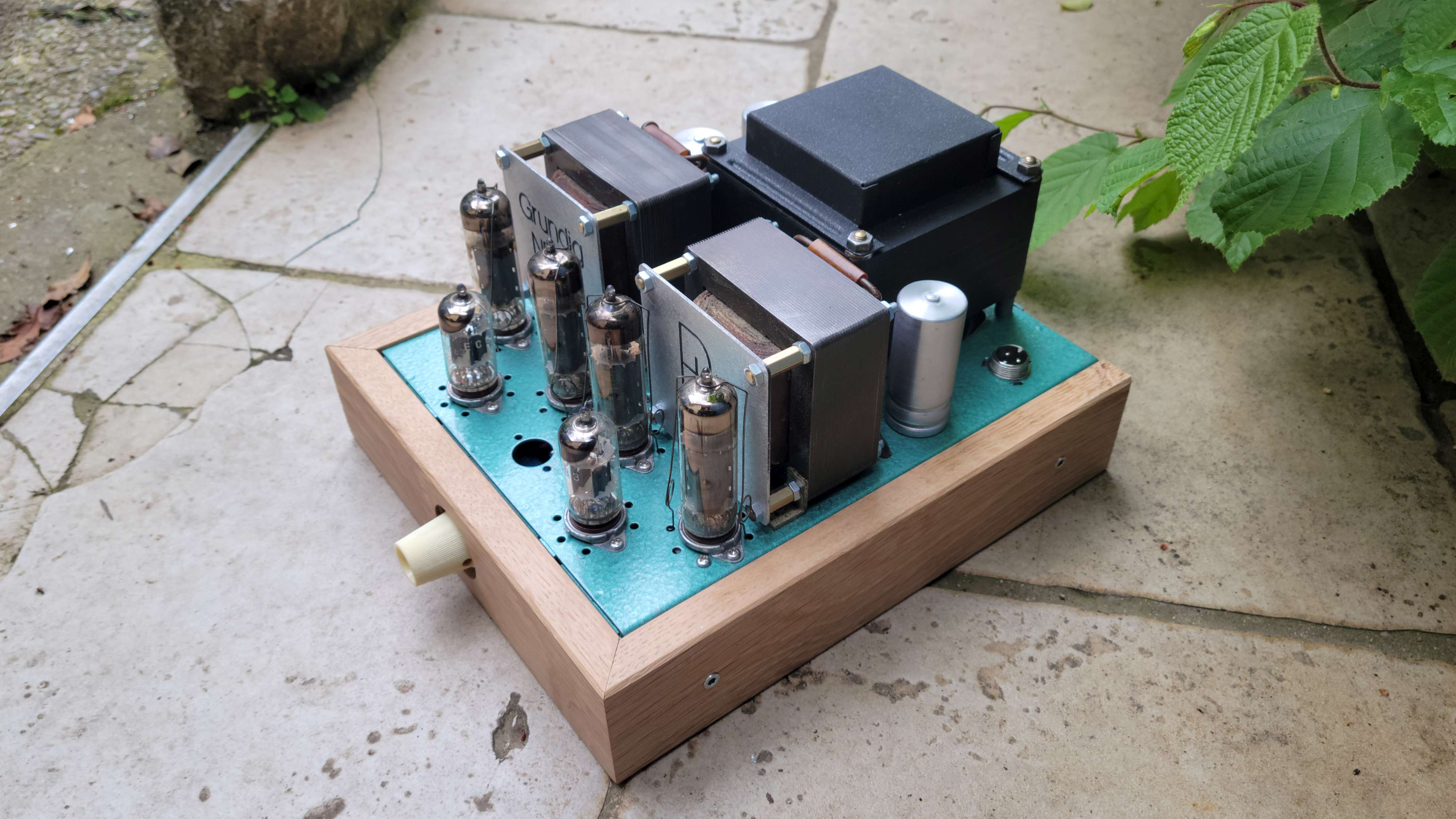 Grundig nf20 18 
