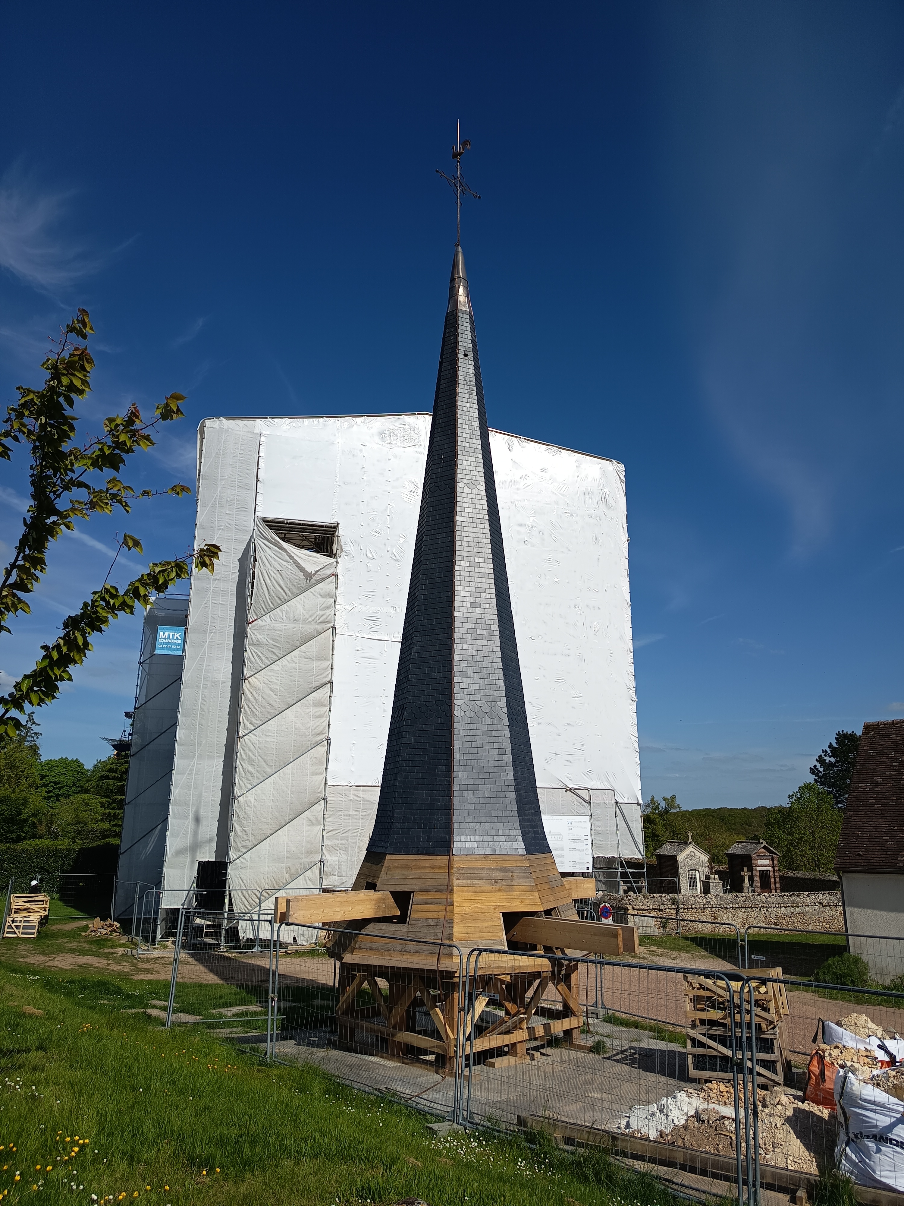 2026 05 04 moulin clocher demonte eglise c