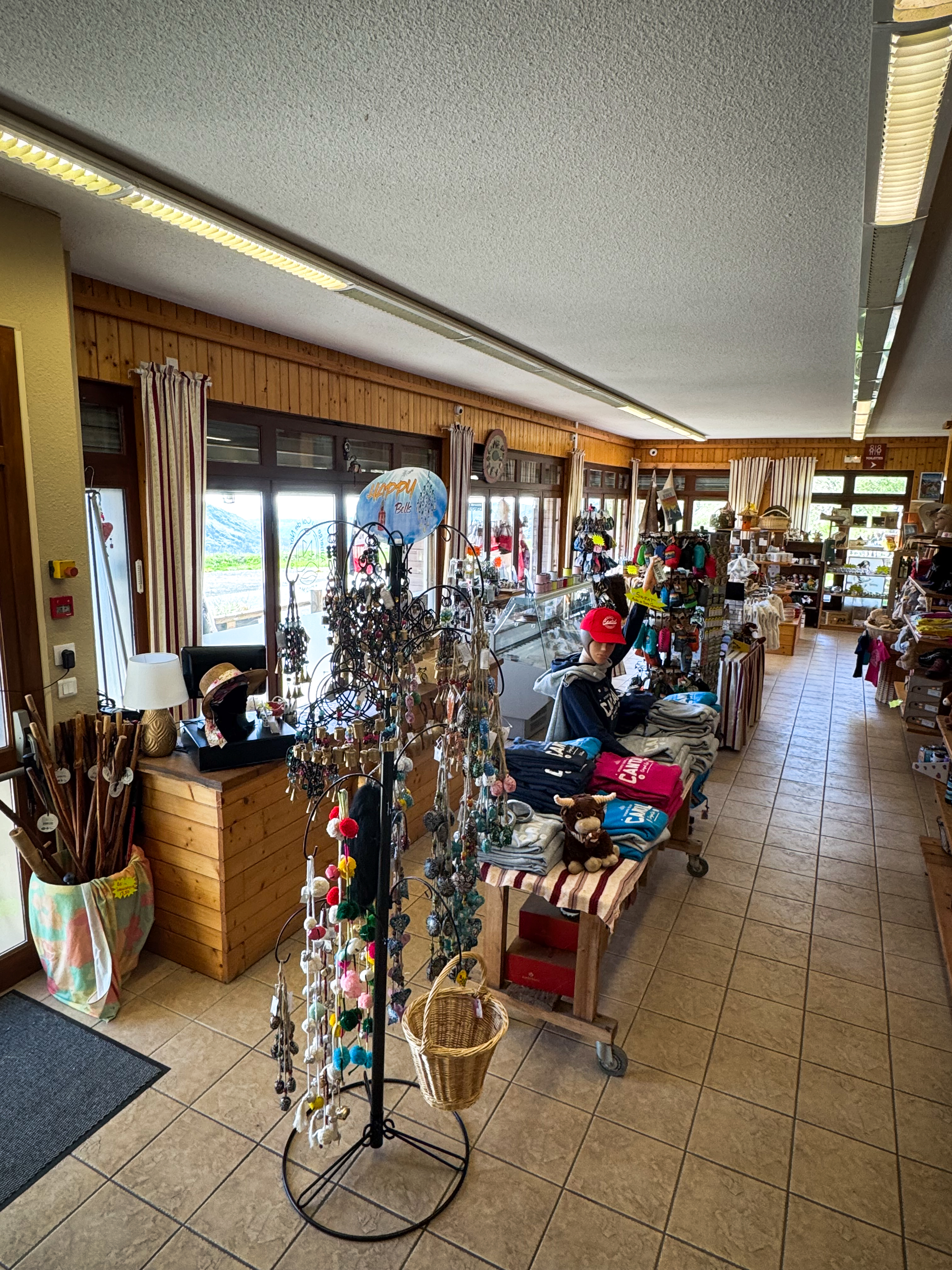Boutique 2