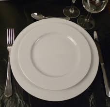 Assiette plate porcelaine blanche service reception 