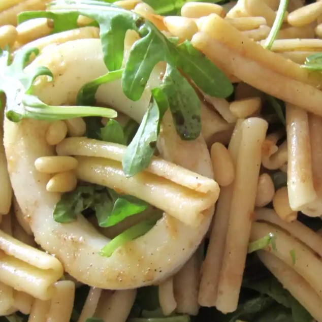 Salade-d-encornets-et-roquette